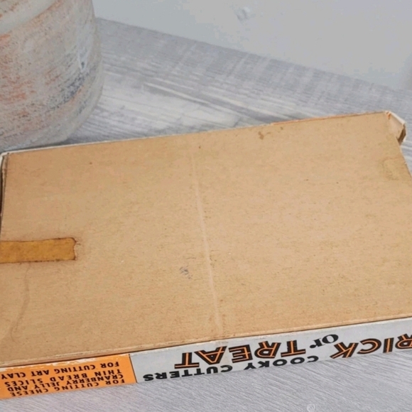 Halloween Metal Cookie Cooky Cutters Boxed Set Vintage - Picture 5 of 6